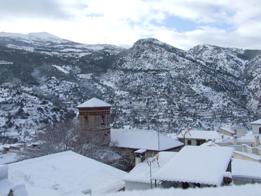 Villa La Casa De Sensi Güéjar Sierra Exterior foto